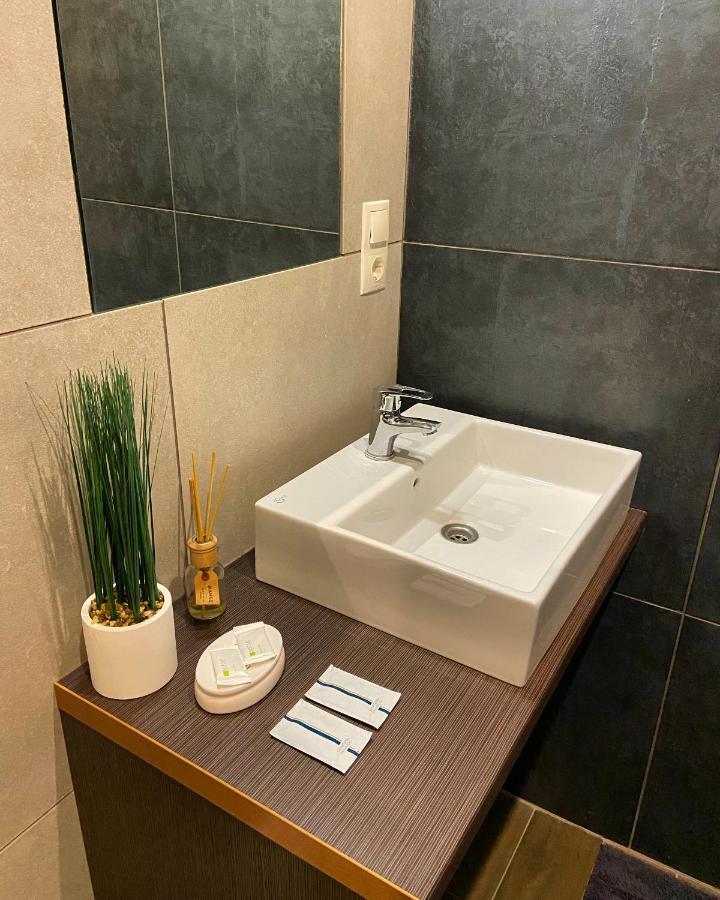Vip Apartment Ploscha Rynok Lviv Exterior foto